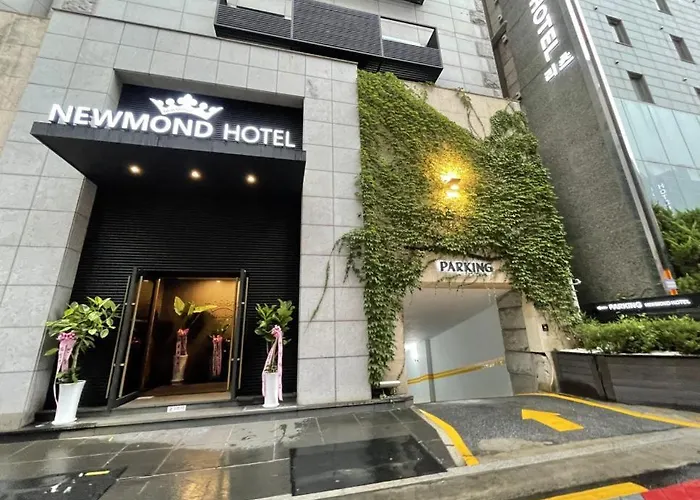 Newmond Hotel